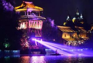 【重磅】今晚，國際光影藝術節(jié)點燈儀式在天鵝湖濕地公園舉行！